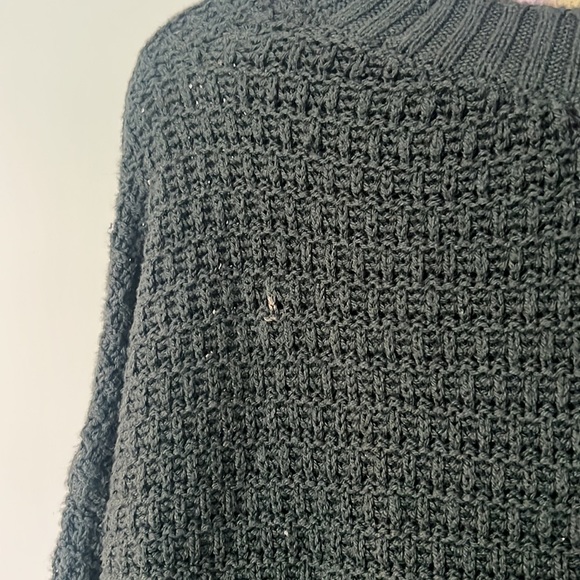 Oversized Sweater- L - Picture 5 of 7